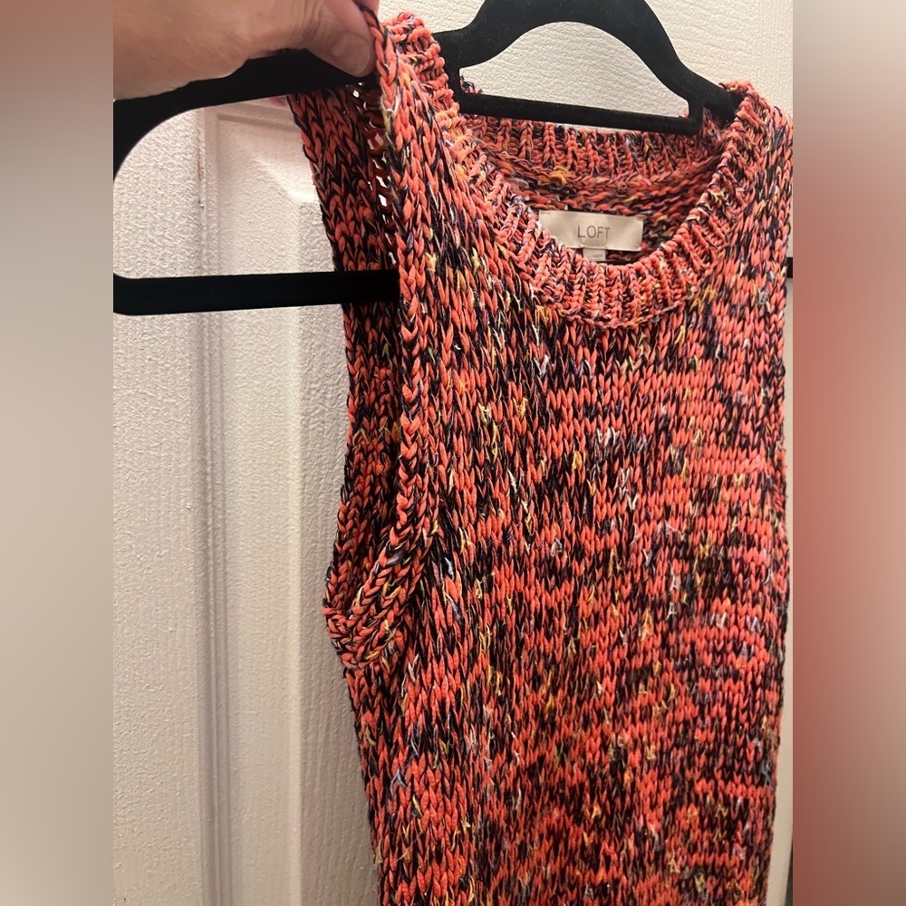 LOFT Womens Sleeveless SWANK
Sweater Tank Top Vest XS Coral
Chunky Knit Cotton - Picture 7 of 10